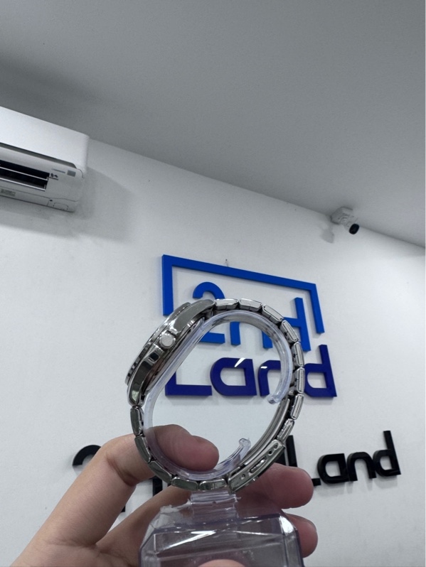 Đồng hồ casio MTP-1384 - Màu bạc - Ngoại hình 97% - Trầy xước, kính trầy - Body