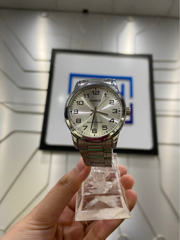 Đồng hồ Casio MTP-V001D-7BUDF - Màu đen - Ngoại hình: 97% - Xước mặt, xước thân - Body