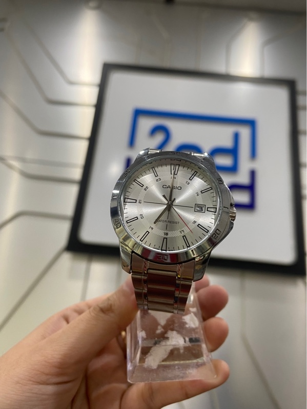 Đồng hồ Casio MTP-V004D-7C - 41.5mm - Màu bạc - Ngoại hình: 97% - Cấn nhẹ dây - Kèm hộp