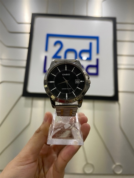Đồng hồ Casio MTP-V004L-1AUDF - Size 41mm - Màu đen - Ngoại hình: 96% - Thay dây kim loại, rỉ sét nặng, kính trầy - Body