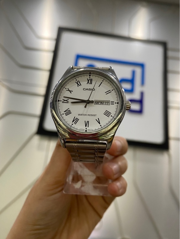 Đồng hồ Casio MTP-V006 - 40mm - Màu bạc - Ngoại hình: 98% - Body