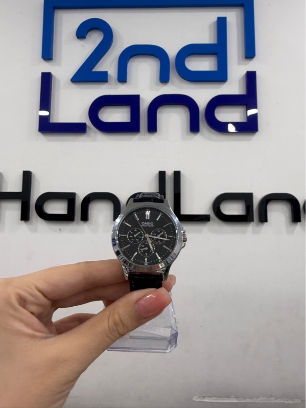 Đồng hồ Casio MTP V300 - Màu bạc - Ngoại hình 97% - Mặt kính xước nhẹ , máy trầy nhẹ - Body