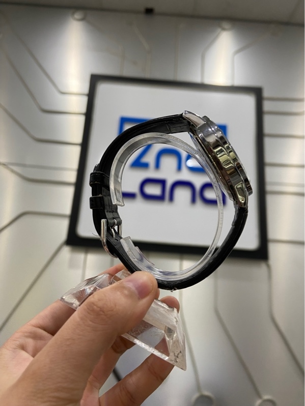 Đồng hồ Casio MTP-VOO4L-1AUDF - 41.5mm - Màu bạc - Ngoại hình: 97% - Kính trầy xước nặng - Body