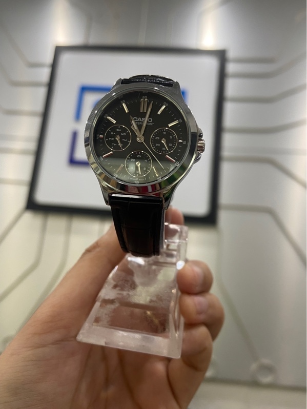 Đồng hồ Casio Nữ LTP-V300L-1AUDF - 33mm - Màu bạc - Ngoại hình: 97.5% - Xước thân nhẹ - Kèm Box