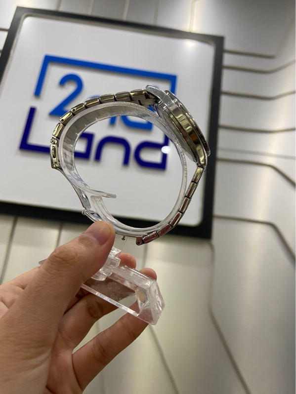 Đồng hồ Casio SHEEN SHE-3806D-7A - 40mm - Màu bạc - Ngoại hình: 97% - Màn xước, viền trong đồng hồ ố vàng - Body