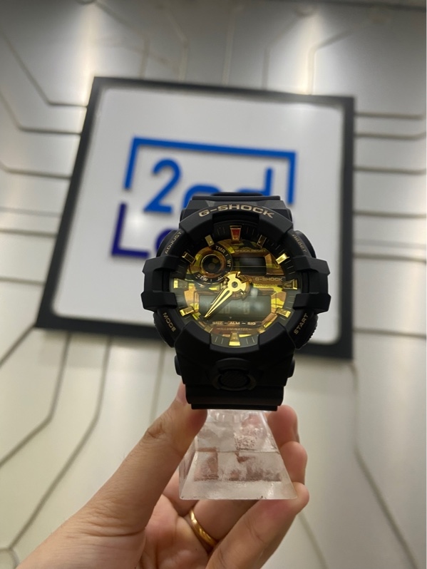Đồng hồ Casio shock GA-700CF-1A - 57mm - Màu đen - Ngoại hình: 98% - Kèm Box