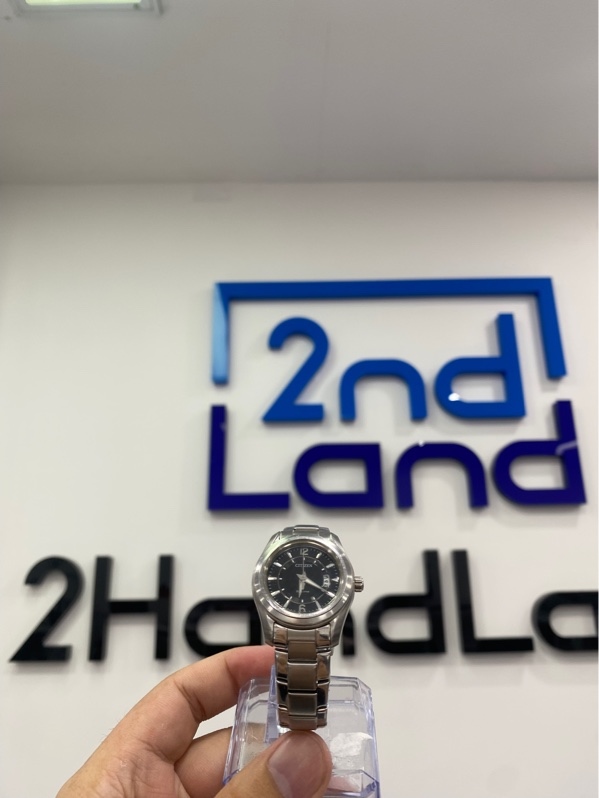Đồng hồ Citize Eco - Drive FE1010-57H - Màu bạc - Ngoại hình: 97% - Cấn trầy viền, kính trầy - Body