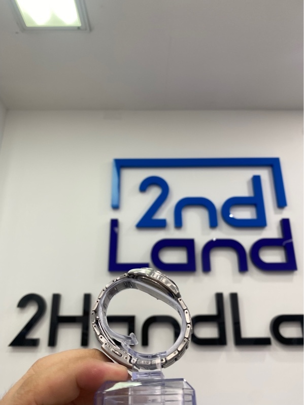 Đồng hồ Citize Eco - Drive FE1010-57H - Màu bạc - Ngoại hình: 97% - Cấn trầy viền, kính trầy - Body