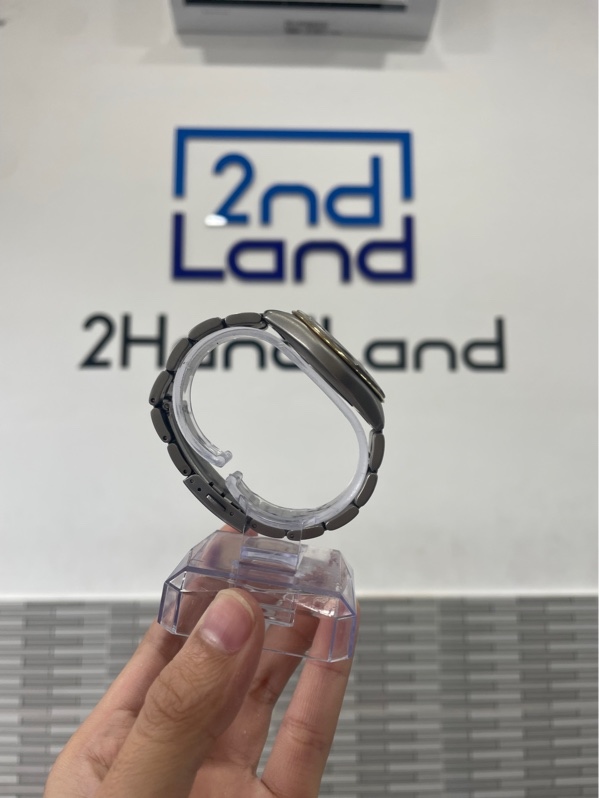 Đồng hồ Citizen attesa eco-drive titanium - Màu titan - Ngoại hình: 97% - Body