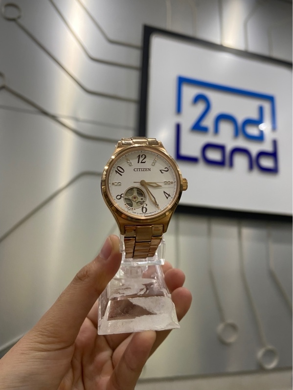 Đồng hồ Citizen Automatic Open Heart PC1002 - 85A - 34mm - Màu gold - Ngoại hình: 98% - Kèm mắt nối