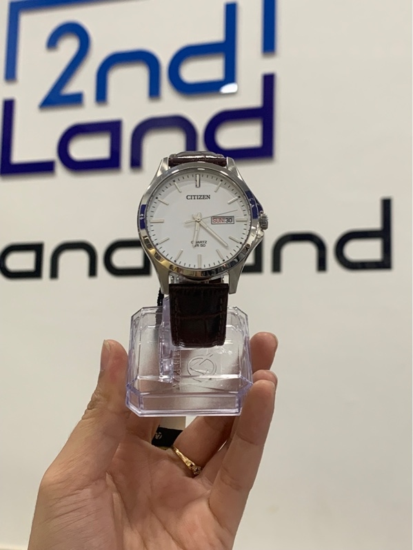Đồng hồ Citizen BF2001-12A - Màu bạc - Ngoại hình: 98% - Box