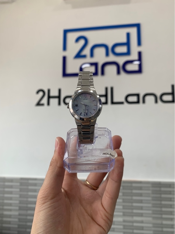 Đồng hồ CITIZEN Eco-Drive EW1670 - 26mm - Màu bạc - Ngoại hình: 97 - Trầy dăm - Body