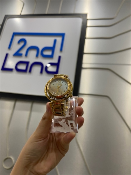 Đồng hồ Citizen Eco Drive - Màu vàng - Ngoại hình: 97% - Body