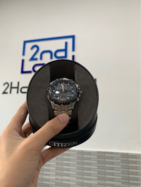 Đồng hồ Citizen Eco-Drive Promaster Skyhawk - Màu bạc - Ngoại hình: 98% - Kèm box
