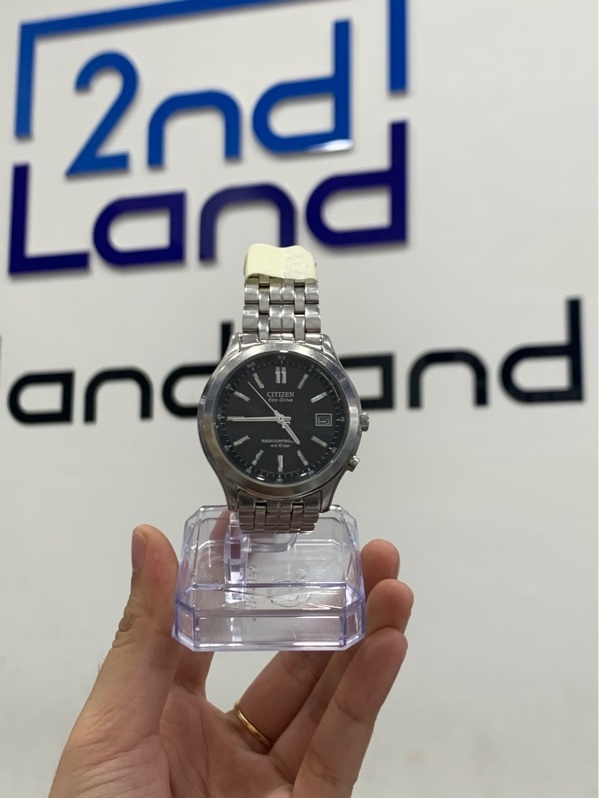 Đồng hồ Citizen eco drive radio controlled - Màu bạc - Ngoại hình: 97% - Trầy body - Body