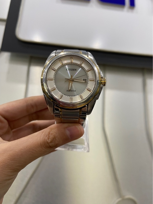 Đồng hồ Citizen Eco-Driver BM6725-56A - 45mm - Màu bạc - Ngoại hình: 97% - Mặt đáy mòn - Body