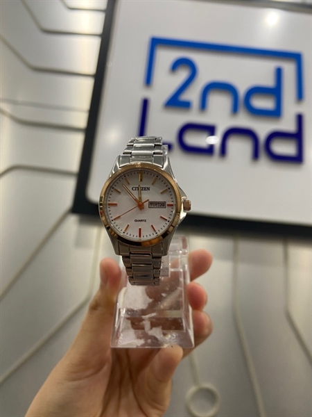 Đồng hồ Citizen EQ0596-87A - 28mm - Màu bạc viền vàng - Ngoại hình: 98% - Body