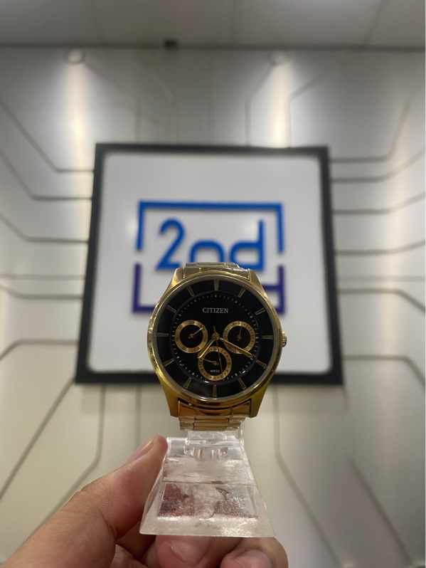 Đồng hồ Citizen Quartz AG8352 - Màu vàng - Ngoại hình: 97% - Xước, bạc màu - Body
