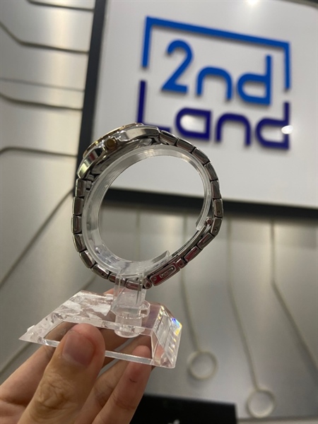 Đồng hồ Citizen Quartz EQ0596-87A - Màu bạc - Ngoại hình: 97% - Body 2