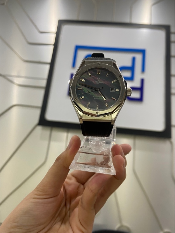 Đồng hồ cơ Carnival 8168G-VT-DCS-D - Màu bạc - Ngoại hình: 98% - FullBox