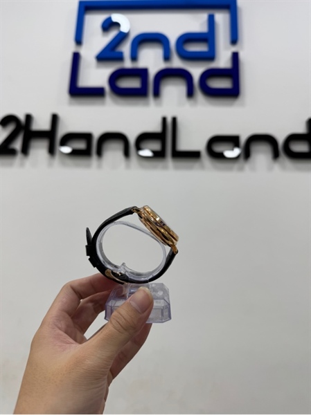 Đồng hồ cơ chế tác Panerai Luminor Automatic - 40mm - Màu gold dây đen - Ngoại hình 97% - Hàng trưng bày - Body 1