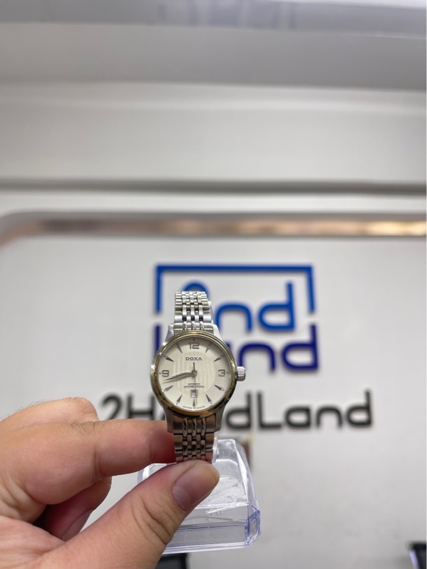 Đồng hồ cơ nữ DOXA Executive D148TCM - 30mm - Màu bạc - Ngoại hình 97% - Body