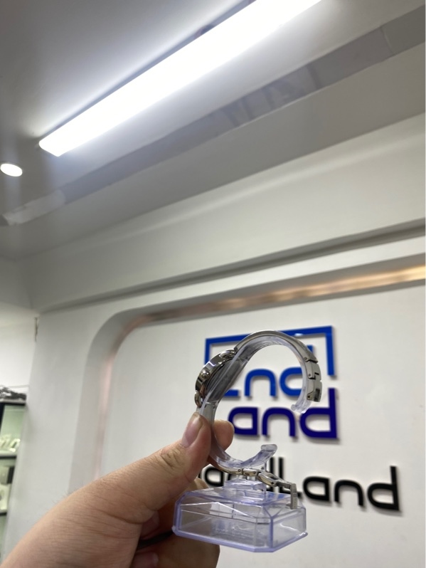 Đồng hồ Coach Delancey Crystal Silver 14502765 - 28mm - Màu bạc - Ngoại hình 98% - Dây dù - Body