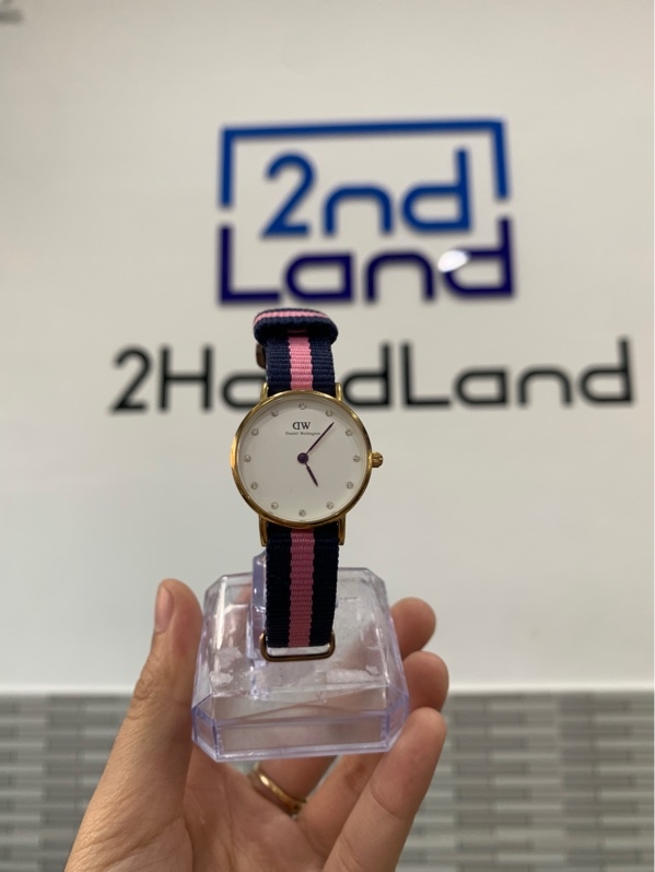 Đồng hồ Daniel Wellington Classic Winchester - Màu vàng - Ngoại hình: 98% - Body