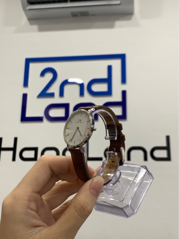 Đồng hồ Daniel wellington DW00100240 - 32mm - Màu bạc - Ngoại hình: 98% - Body