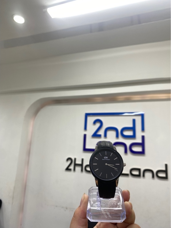 Đồng hồ Daniel Wellington Iconic Motion mã DW00100436 - 40mm - Màu đen - Ngoại hình 98% - Kèm box - Còn BH đến 19/07/2029