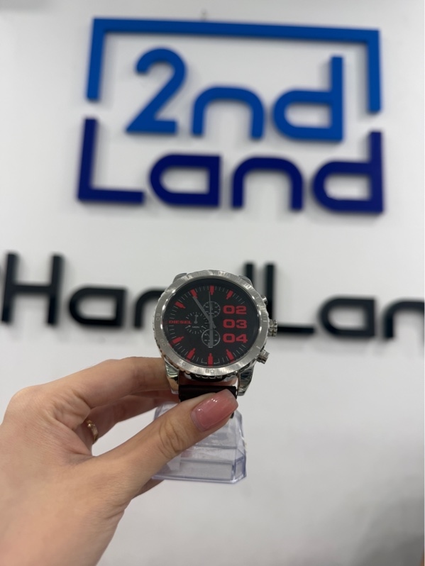 Đồng hồ Diesel DZ-4215 - Màu bạc - Ngoại hình 97% - Viền trầy - Body