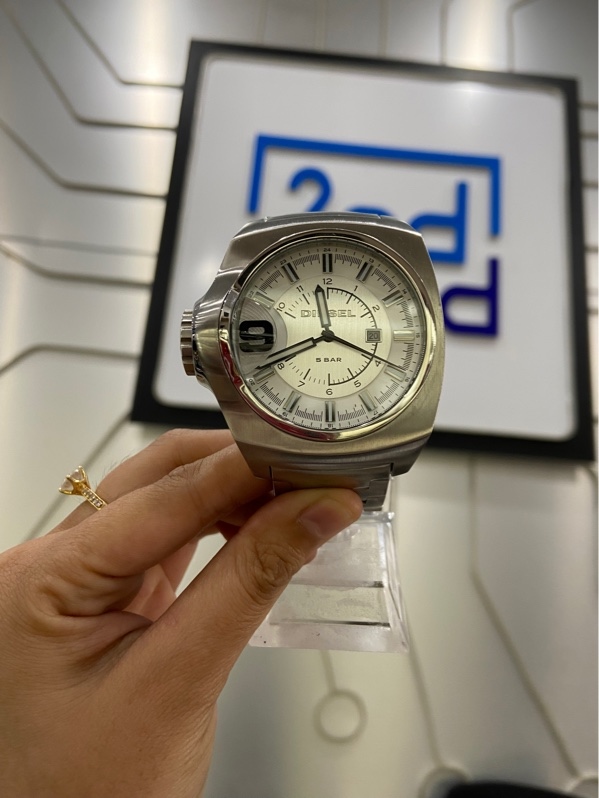 Đồng hồ Diesel DZ1236 - Màu bạc - Ngoại hình: 97% - Xước sườn, lưng - Body