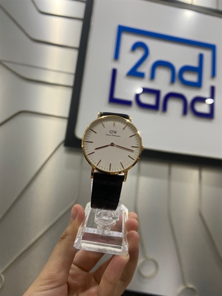 Đồng hồ DW Classic R36R2 - Màu gold - Ngoại hình: 98% - Đã thay dây - Body