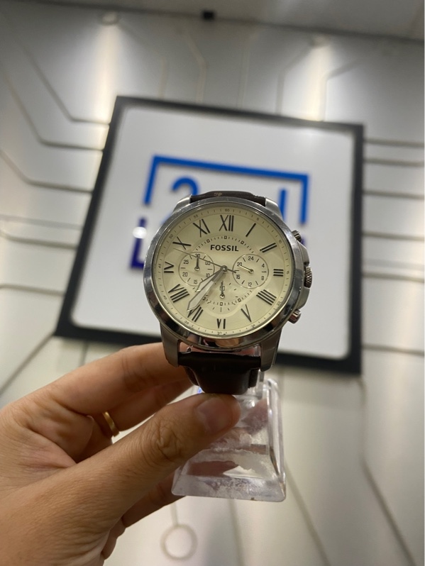 Đồng hồ FOSSIL FS4735IE - Màu bạc - Ngoại hình: 98% - Body