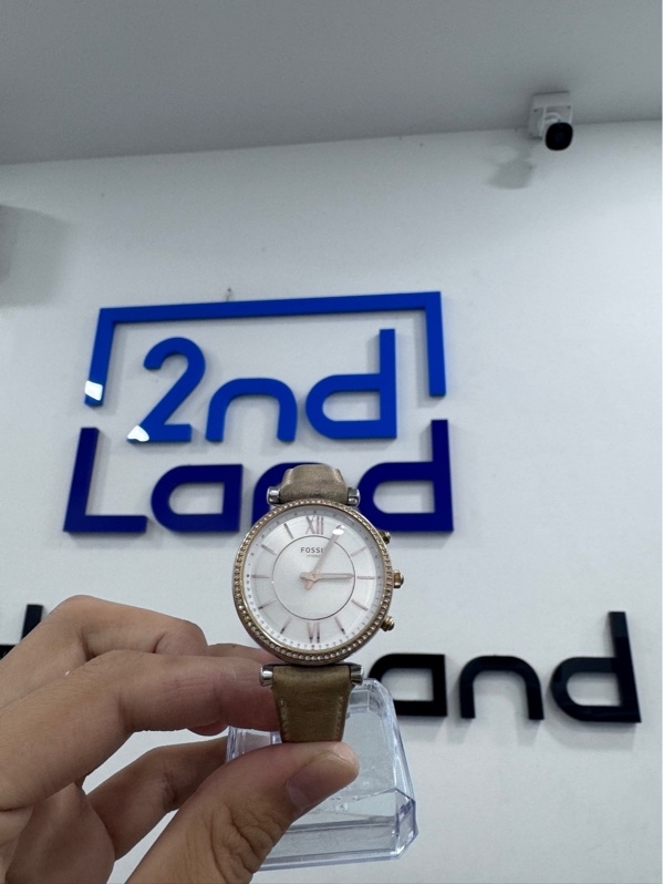 Đồng hồ Fossil Jacqueline Hybird Smartwatch FTW5014 - Màu nâu - Ngoại hình 97% - Mặt sau xước nhiều , dây da mòn đổi màu, mốc, mặt kính đục - Body