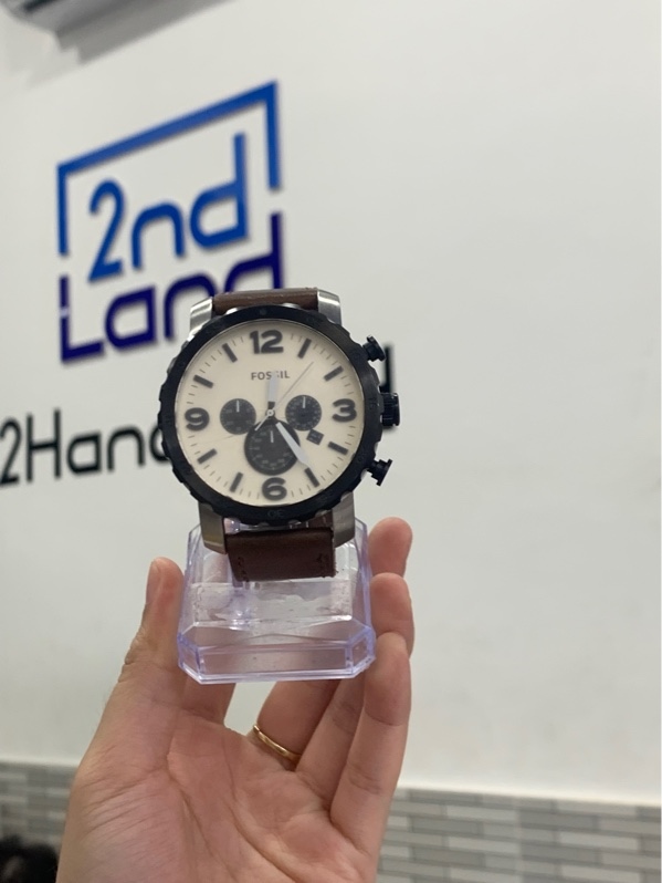 Đồng hồ Fossil JR1390 - Size 50mm - Màu phối trắng nâu - Ngoại hình: 96% - Bị ẩm hơi nước, xước mặt kính, trầy body - Body