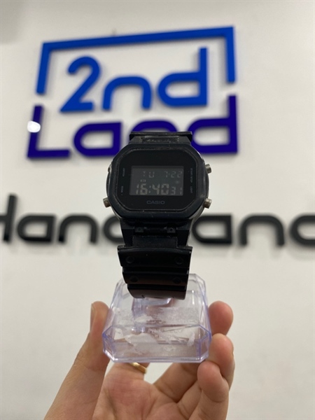 Đồng hồ G-Shock DW-5600BB-1 - Màu đen - Ngoại hình 97% - Kèm Box , vỏ thay 1