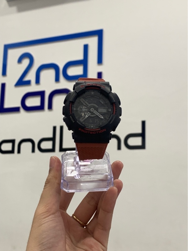 Đồng hồ G-Shock GA-110HR - Màu đen cam - Ngoại hình: 98% - Mất ron cao su chống nước - Body