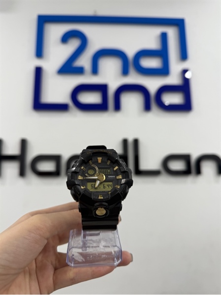 Đồng hồ G-Shock GA-710B-1A9 - Màu đen - Ngoại hình 98% - Kính xước , bụi trong - Body