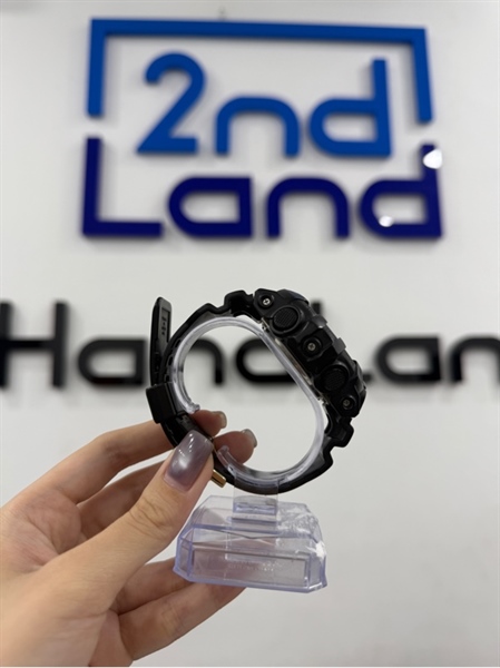 Đồng hồ G-Shock GA-710B-1A9 - Màu đen - Ngoại hình 98% - Kính xước , bụi trong - Body 2