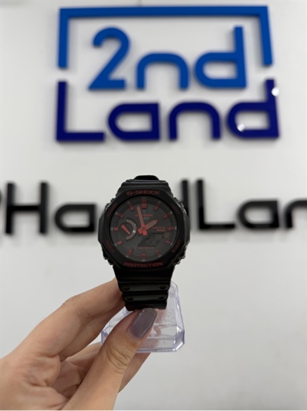 Đồng hồ G-Shock GA-B2100BNR-1A - Màu đen - Ngoại hình 96% - Kính trầy , dây trầy , mòn , kính hở - Kèm Box 1
