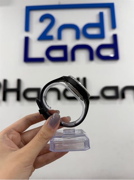 Đồng hồ Garmin D2 Air x10 - 43mm - GPS - Màu đen - Ngoại hình 98% - Kèm sạc 2