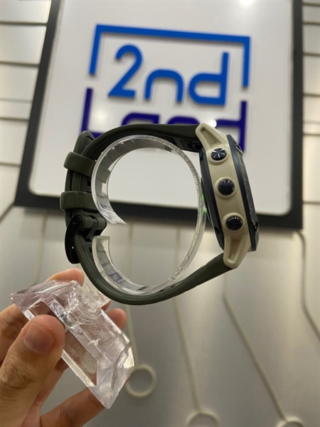 Đồng hồ Garmin Fenix 6 Pro Solar - Màu trắng xanh - Ngoại hình: 97% - Chui sạc lỏng - Kèm chui sạc 1