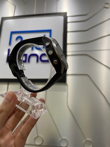 Đồng hồ Garmin Fenix 7S - 42mm - Màu đen - Ngoại hình: 97% - Viền + lưng trầy, màn ám hồng - Kèm sạc 1