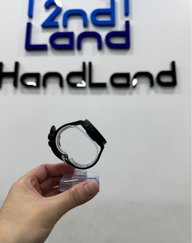 Đồng hồ Garmin Forerunner 165 GPS 2023 - 40mm - Tấm nền Amoled - Màu đen - Ngoại hình 97% - Kèm box + Sạc