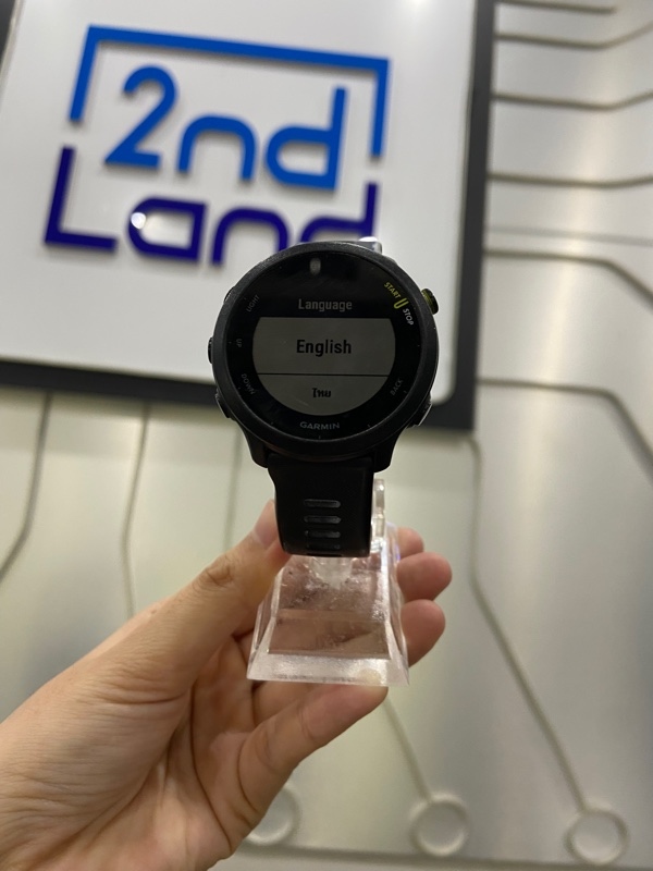 Đồng hồ Garmin Forerunner 55 - Màu đen - Ngoại hình: 97% - Màn trầy - Kèm sạc