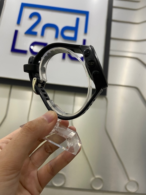 Đồng hồ Garmin Forerunner 55 - Màu đen - Ngoại hình: 97% - Màn trầy - Kèm sạc