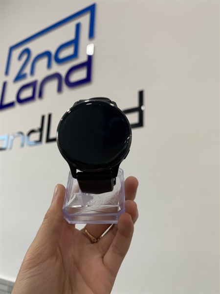 Đồng hồ Garmin Venu 4 - 45mm - Màu đen - Ngoại hình: 97% - Trầy viền - Box+adapter chuyển đổi sạc garmin type c, sạc linh kiện