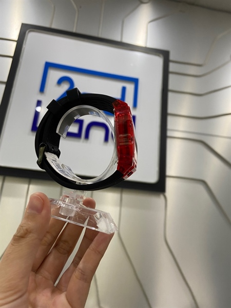 Đồng Hồ Guess GW0499G4 - 41mm - Màu đỏ đen - Ngoại hình: 98% - Kèm Box 1