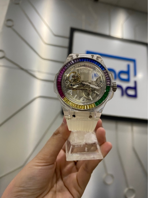 Đồng hồ Hanboro Rainbow Automatic HBR-986-2 - Màu trắng - Ngoại hình: 96% - Xước mặt kính , cấn mặt lưng , dây ố, ám bụi trong máy - Body